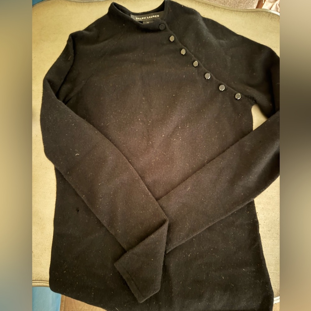 100% Authentic RALLPH LAUREN Vintage Cashmere Sweater Size Small Color Black